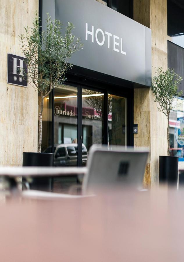 Hotel Hotel Burlada 2*